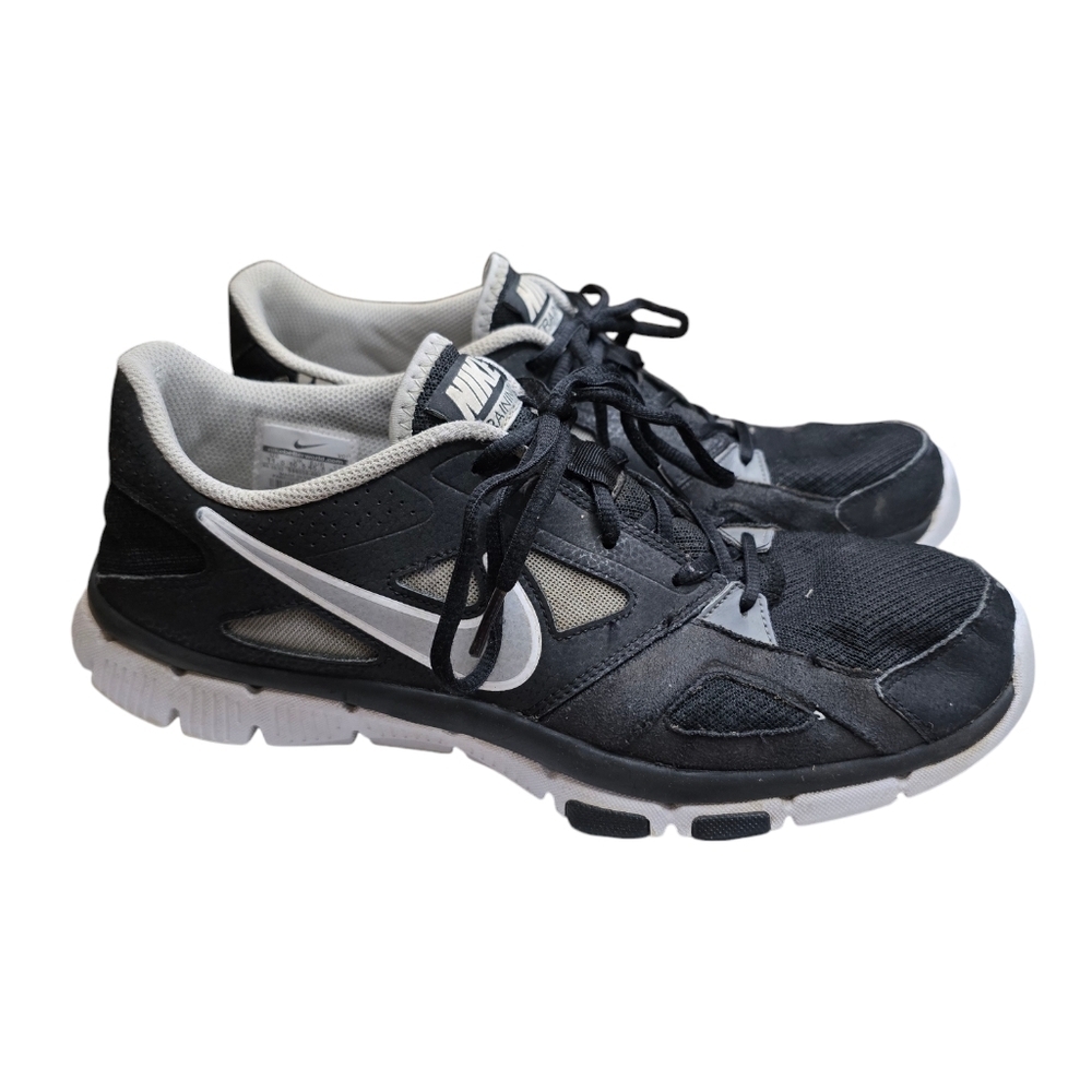 Nike Flex Supreme Sneakers 11